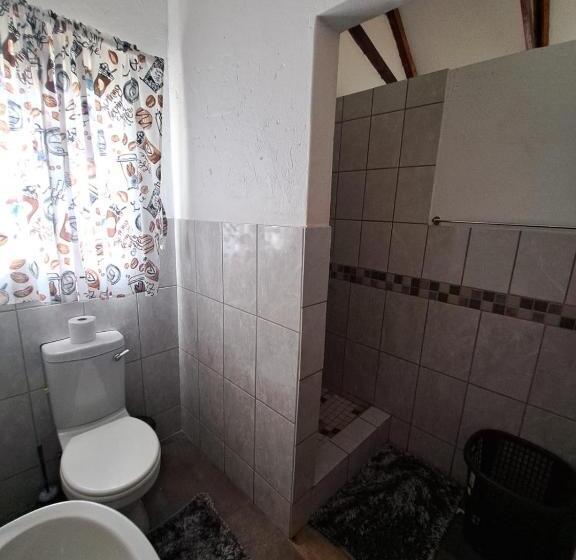 פנסיון Ndlovu Guesthouse Northam