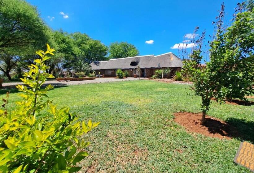 פנסיון Ndlovu Guesthouse Northam