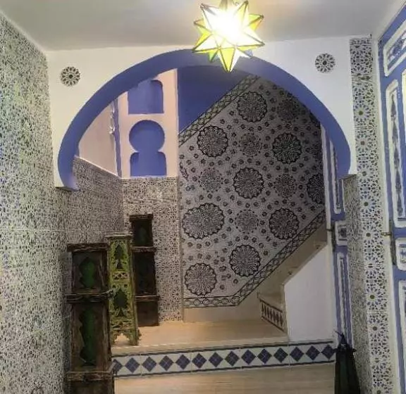 Majatalo Riad Chengli 蓝城里