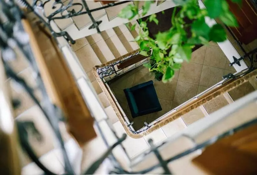 ペンション Spatla