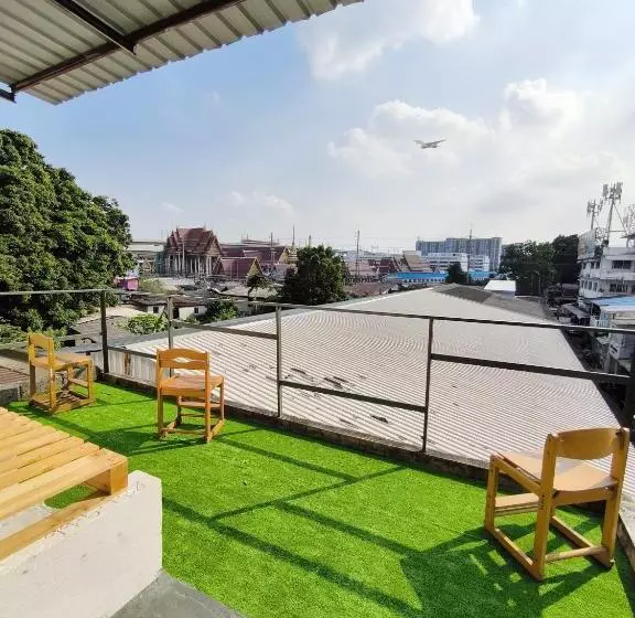 Youyen Hostel