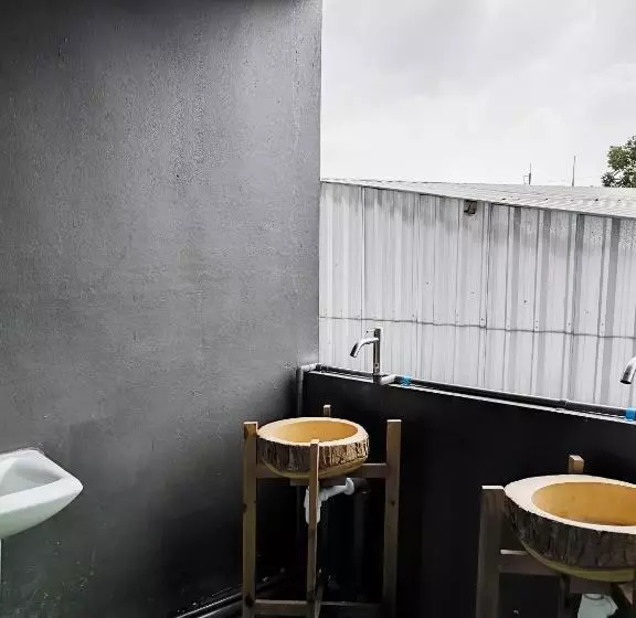 Youyen Hostel