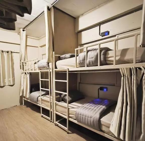 Youyen Hostel