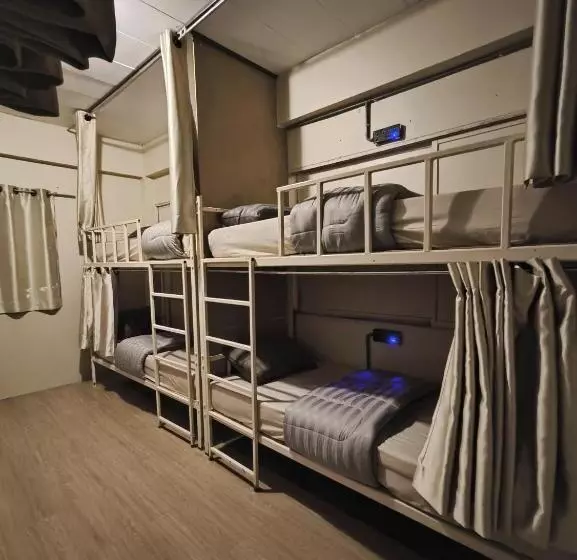 Youyen Hostel