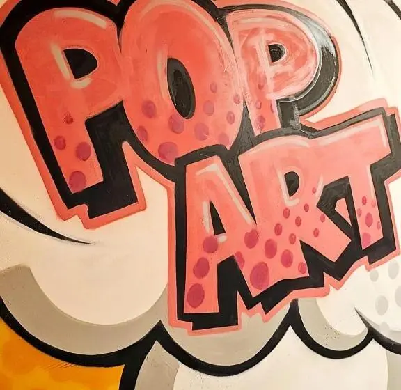 هاستل Arc House Pop Art