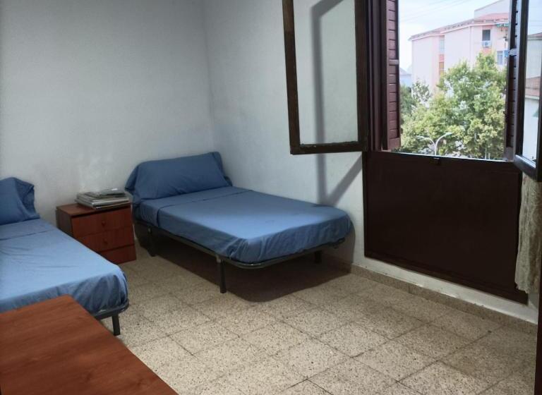 호스텔 Charles House