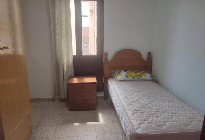 호스텔 Charles House