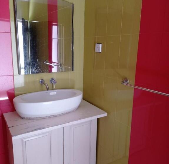 مبيت وإفطار Leisure On Hotel Negombo