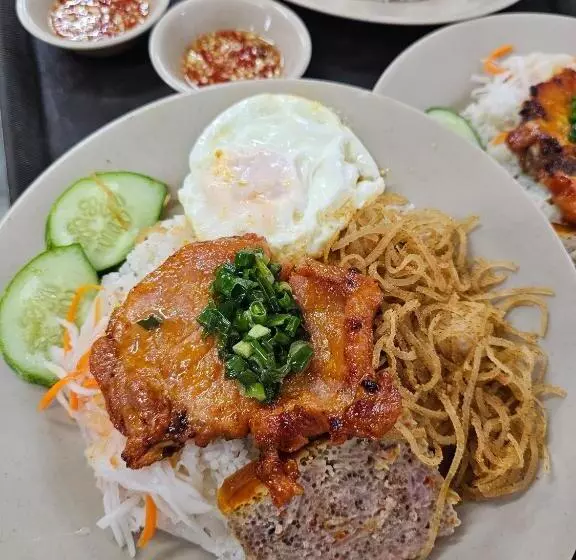 Hoàng Gia Hotel Tuy Hoà