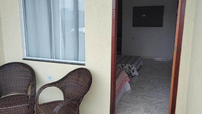 Отель Cabo Frio Suítes