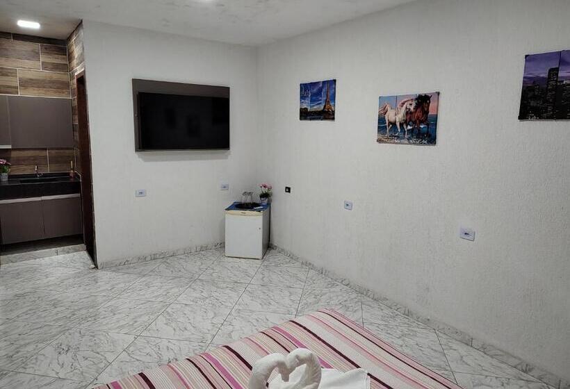 Отель Cabo Frio Suítes