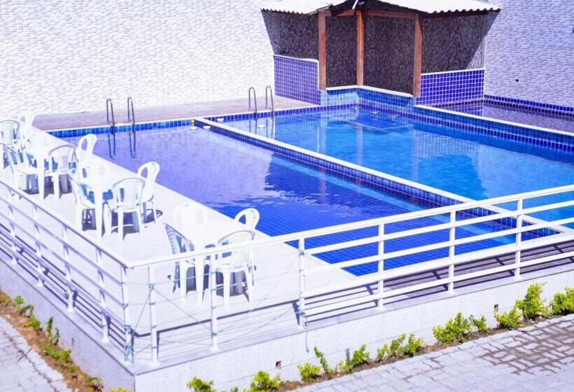 Отель Cabo Frio Suítes