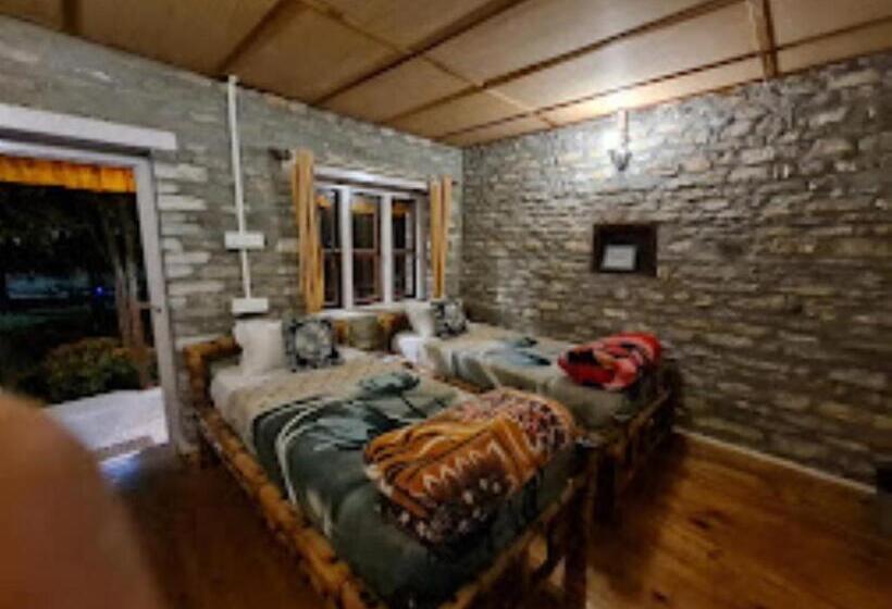 هتل Dirang Boutique Cottages,dirang