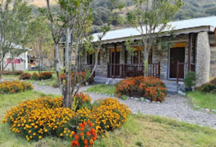 هتل Dirang Boutique Cottages,dirang
