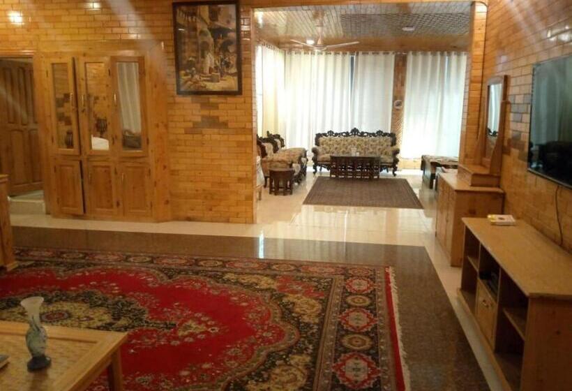 هتل Ghairaat Castles