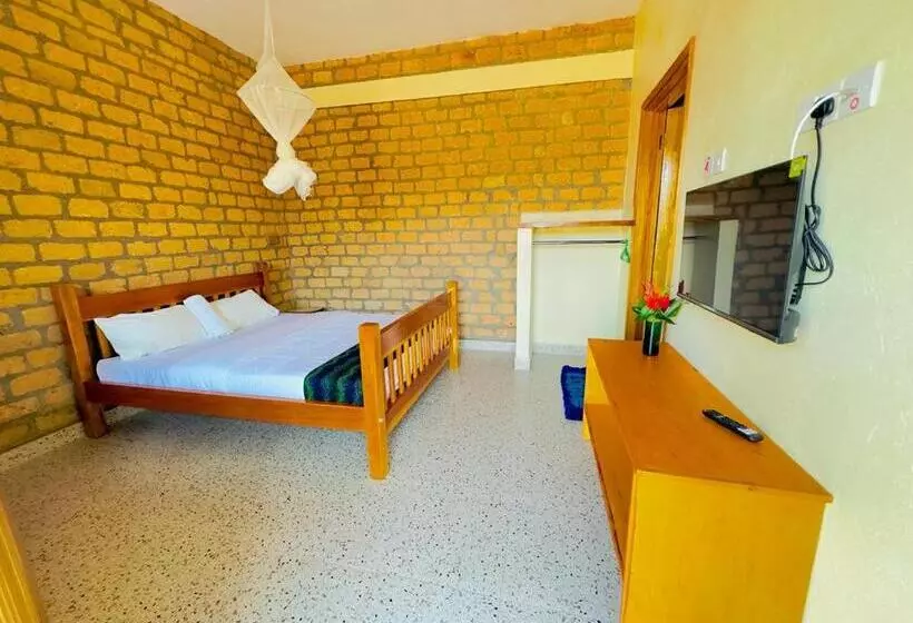 هتل Iziba Lodge