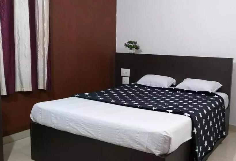 ホテル Manjunatha Residency