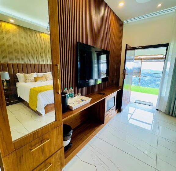 فندق Misty Wonders