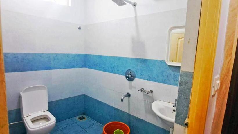 호텔 Staymaker Juju Residency