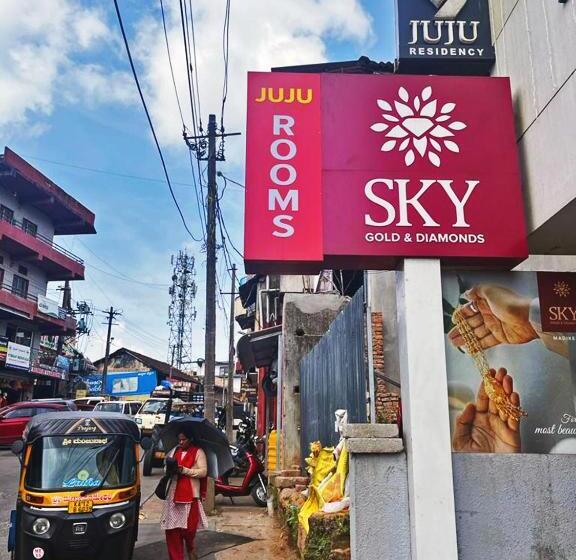 호텔 Staymaker Juju Residency