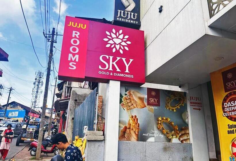 호텔 Staymaker Juju Residency