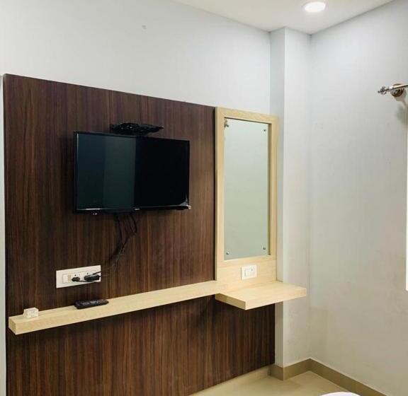 호텔 Staymaker Juju Residency