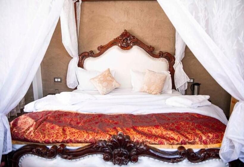 בית מלון כפרי The Heritage Piti Jalsa