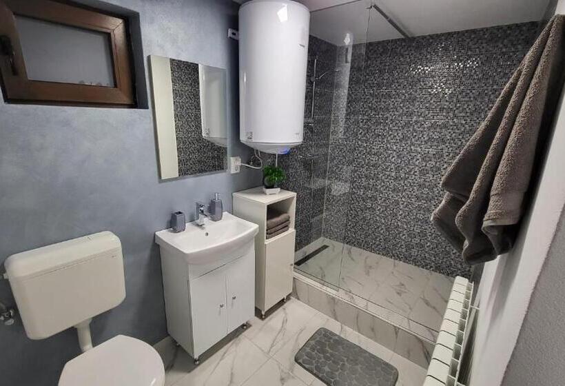 پانسیون Casa D