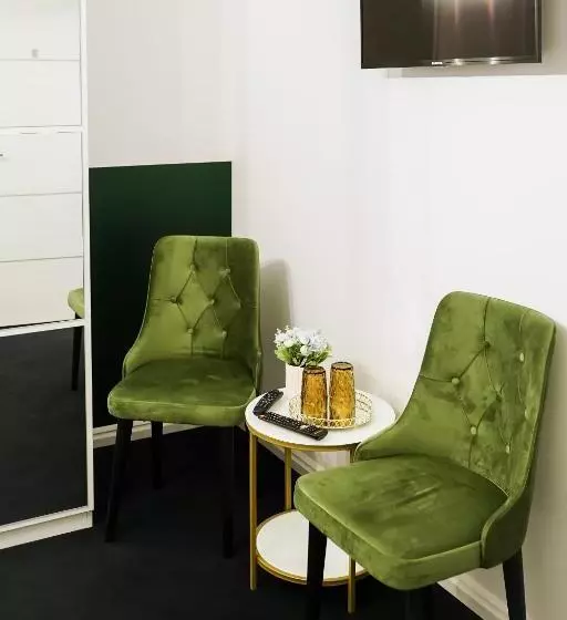 Majatalo La Codrii Cajvanei