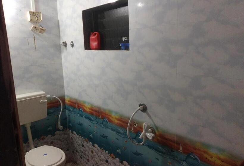 بنسيون Tavsalkar Home Stay