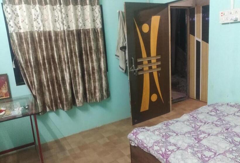 بنسيون Tavsalkar Home Stay