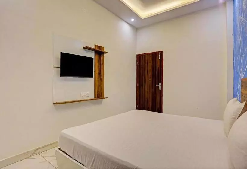 Spot On Hotel The 9