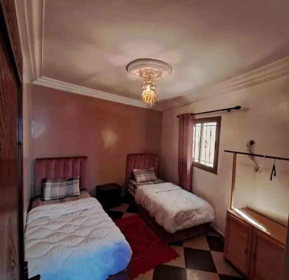 ユースホステル Mira Guest House