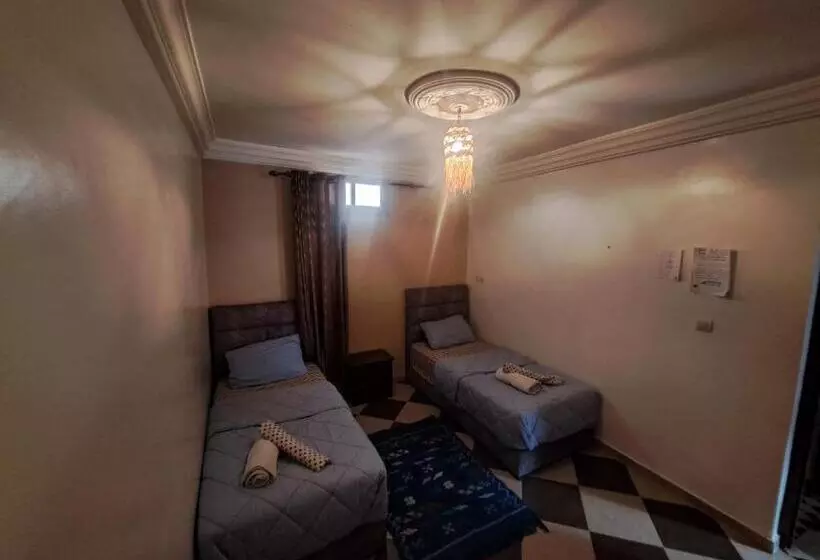 ユースホステル Mira Guest House