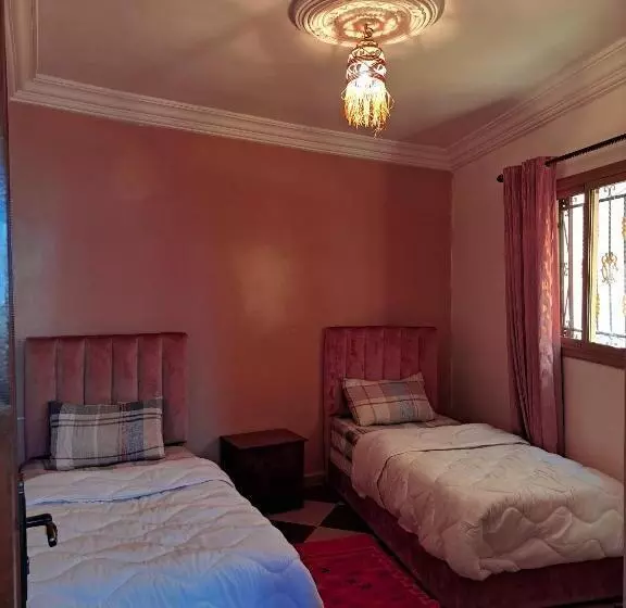 ユースホステル Mira Guest House