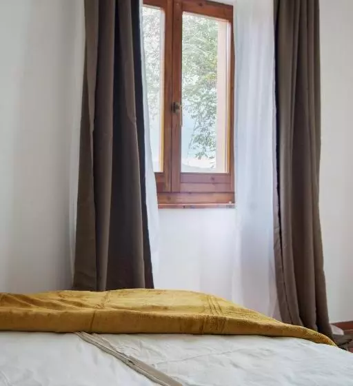 ベッドアンドブレックファースト Villa Orta   Agriturismo Con Cucina Vegan, Plant Based Farmhouse