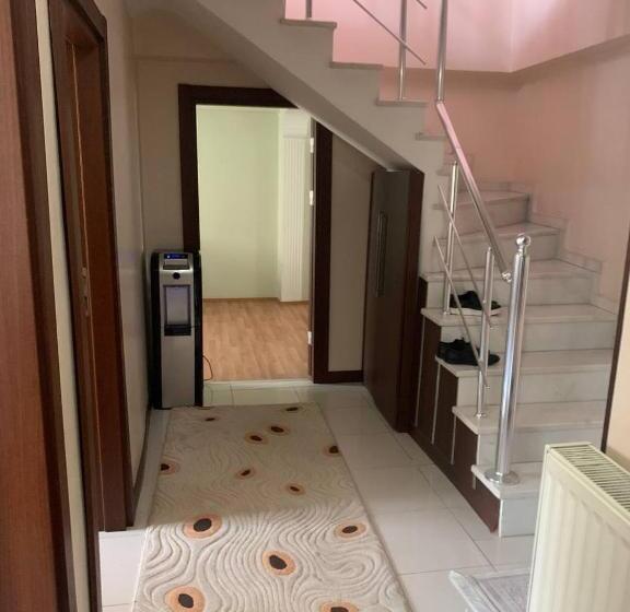 Hostel In Bahcelievler