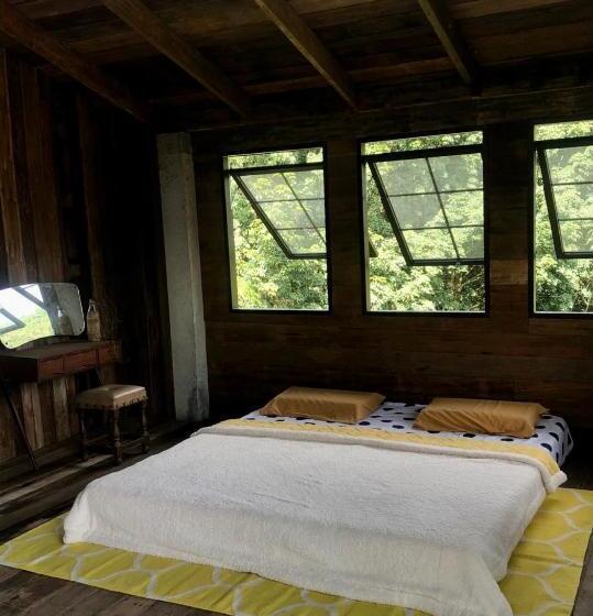 Hotel Forest Forest Barn