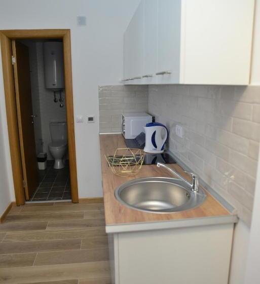 هتل Kraljevi Cardaci Cardak