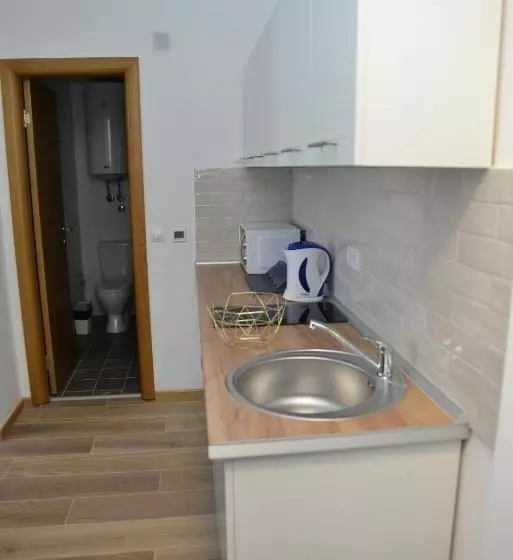 هتل Kraljevi Cardaci Cardak