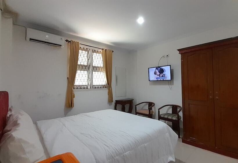 Отель Oyo 93402 Family Homestay Syariah