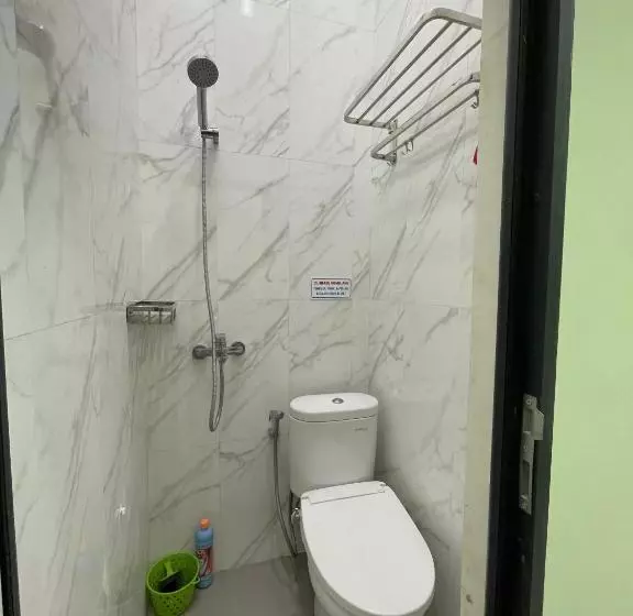 Hotelli Oyo 93412 Kost Irma Syariah