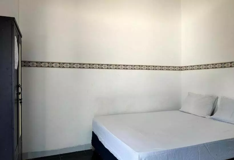 Hotelli Oyo 93412 Kost Irma Syariah