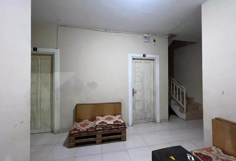 Hotelli Oyo 93412 Kost Irma Syariah