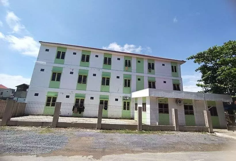 ホテル Oyo 93415 Pondok Kula Rumbih Syariah