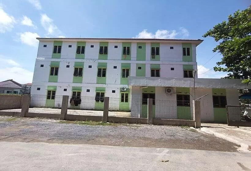 ホテル Oyo 93415 Pondok Kula Rumbih Syariah