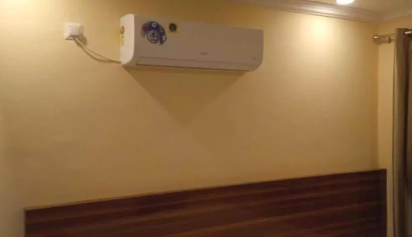 Super Hotel O Samne Ghat Ganga Formerly Hotel Heritage