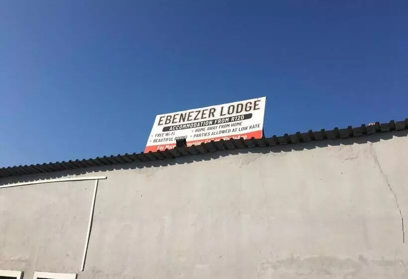 ペンション Eb Lodge