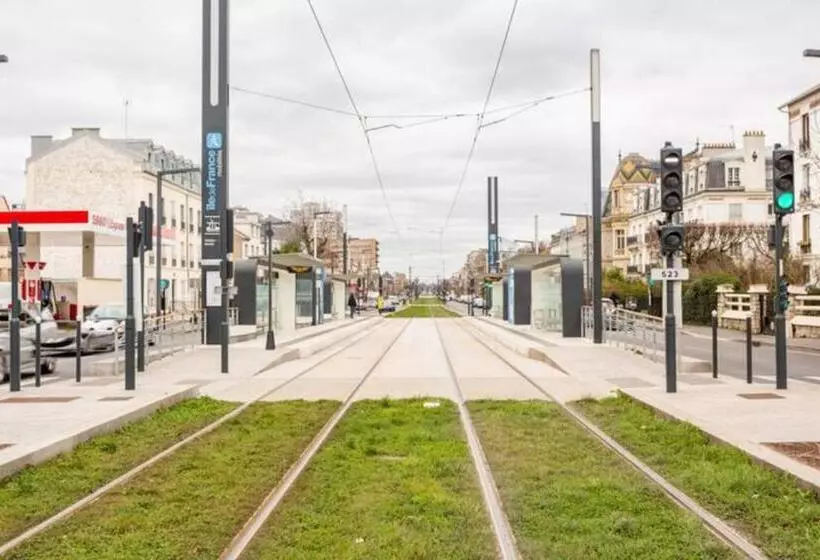 Majatalo Maison Des Voyageurs Cerise   Paris Orly