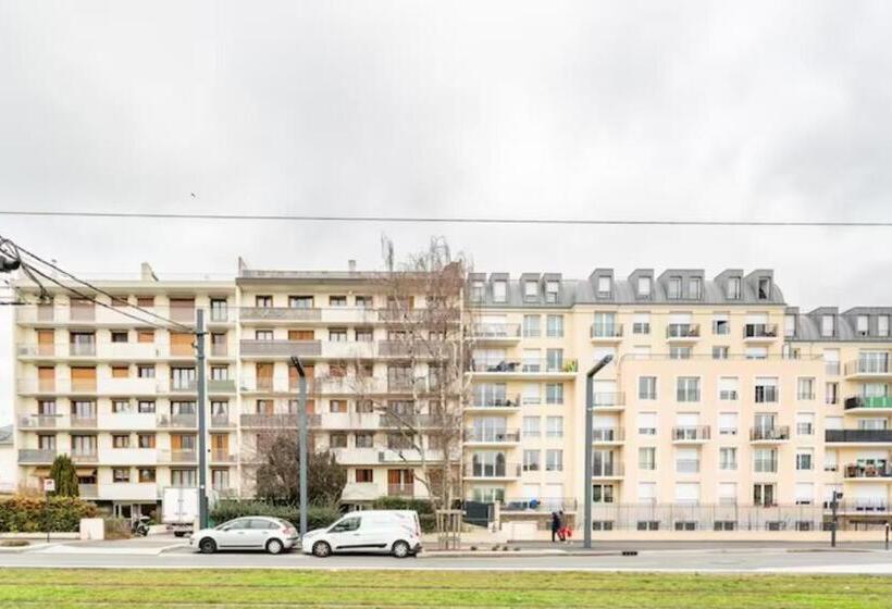 بنسيون Maison Des Voyageurs Cerise   Paris Orly